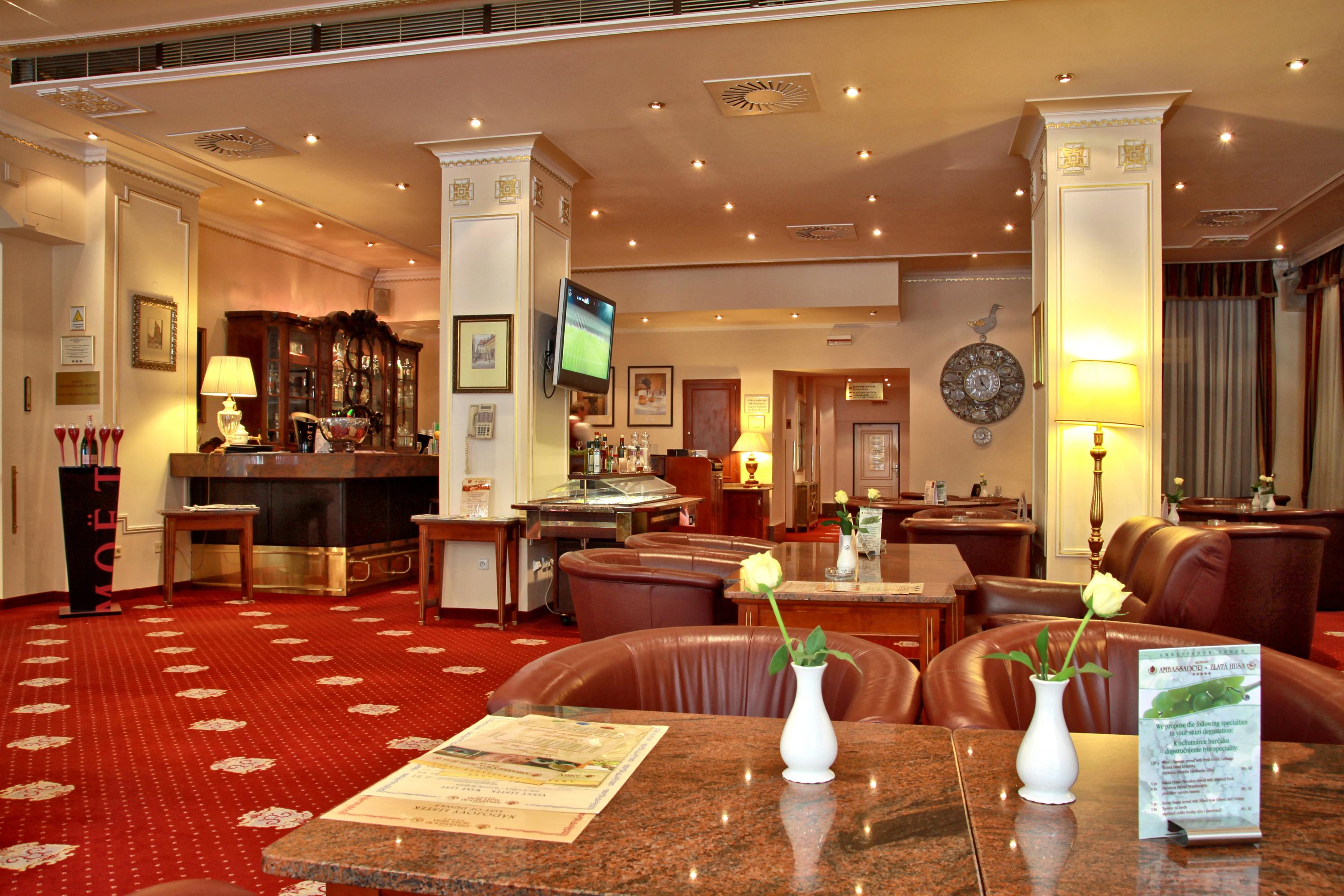 Ambassador Zlata Husa Prague Exterior photo The lobby of the hotel