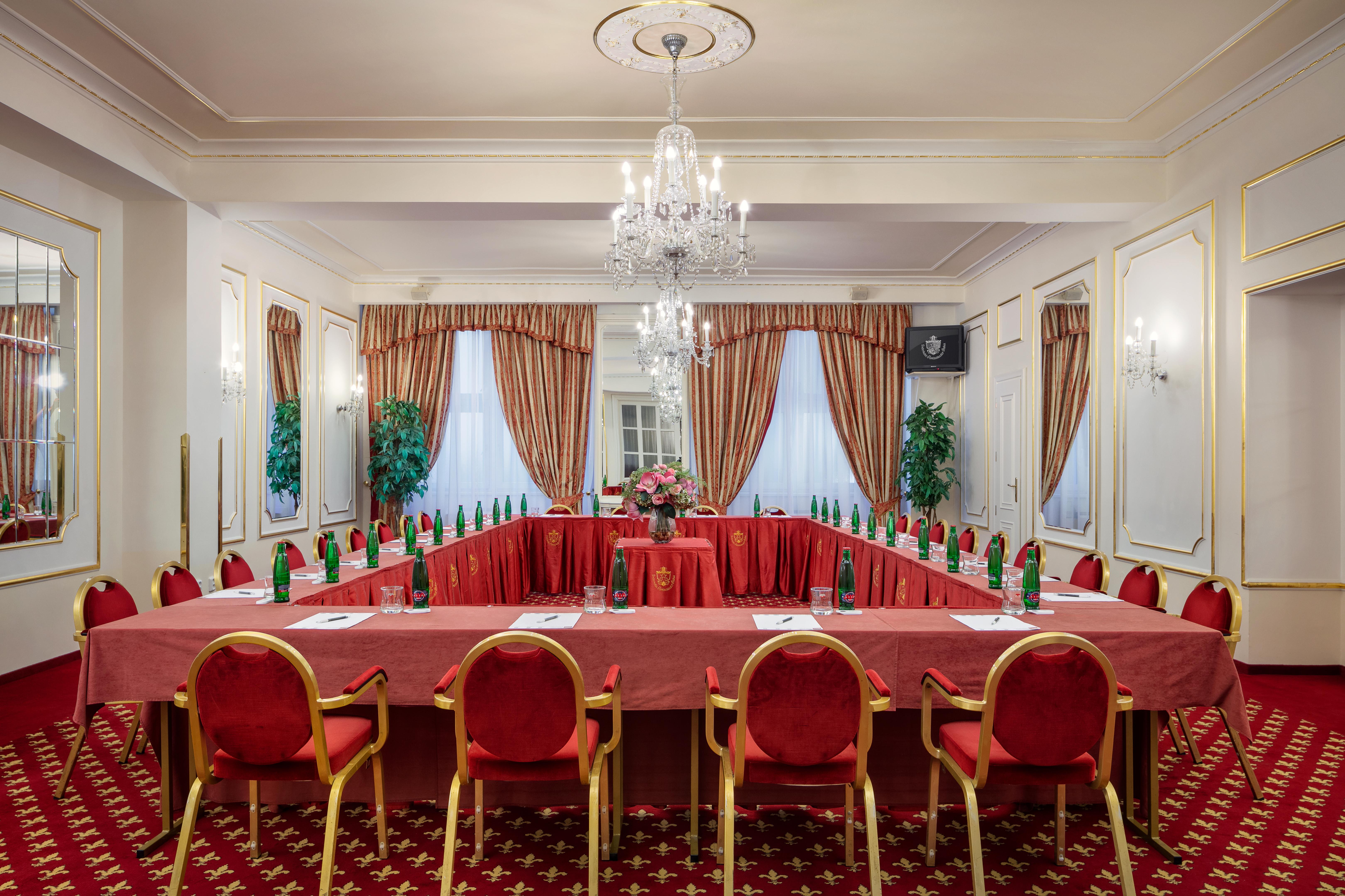 Ambassador Zlata Husa Prague Exterior photo The ballroom