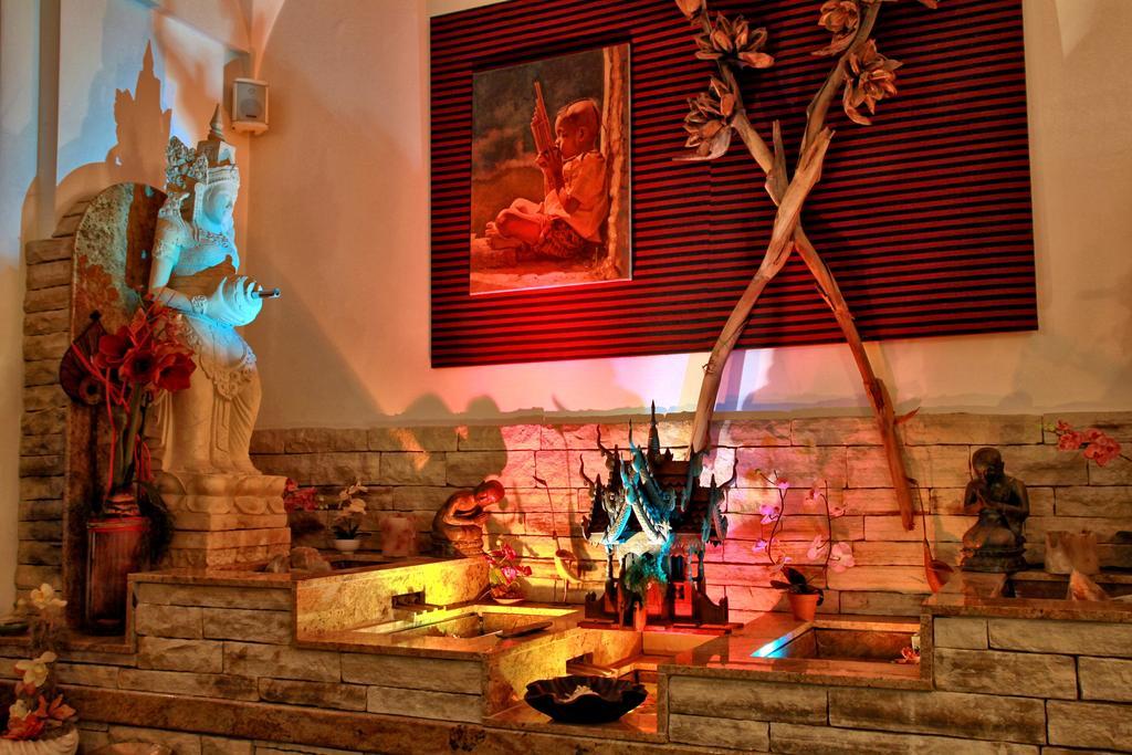 Ambassador Zlata Husa Prague Exterior photo A shrine to the Hindu goddess Kali